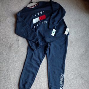 Tommy Hill Figure sweat outfit